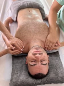 абхьянга-в-4-руки